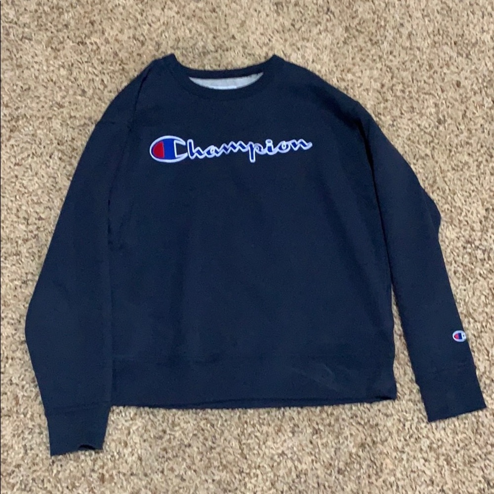 Champion navy crewneck shirt